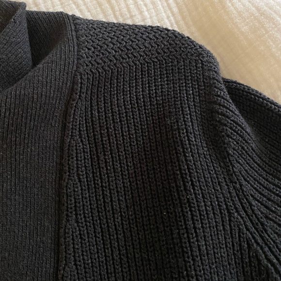 American Eagle Outfitters Men’s Cardigan Sweater - Picture 6 of 6